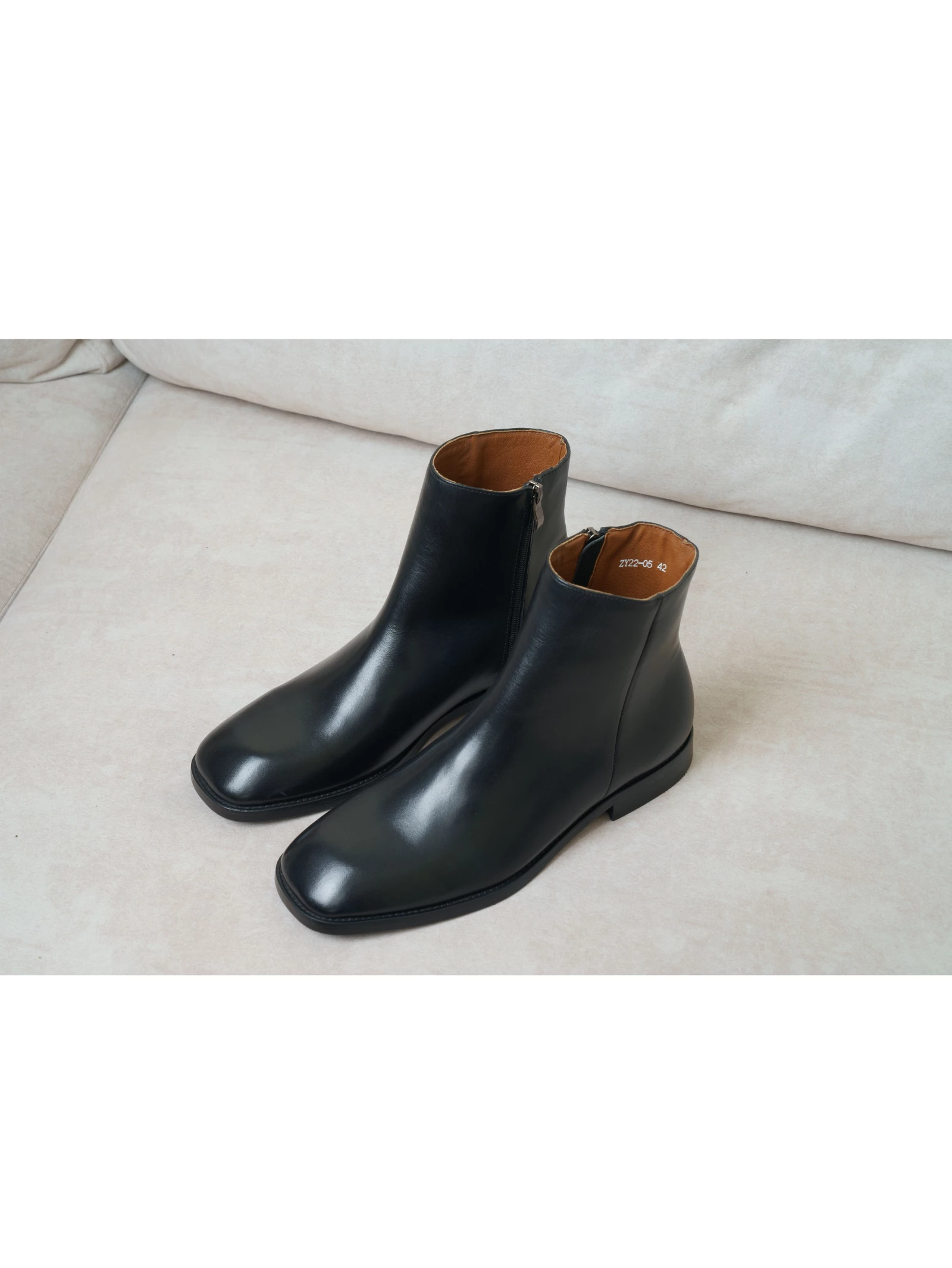 Giày Chelsea Boots đen khóa kéo