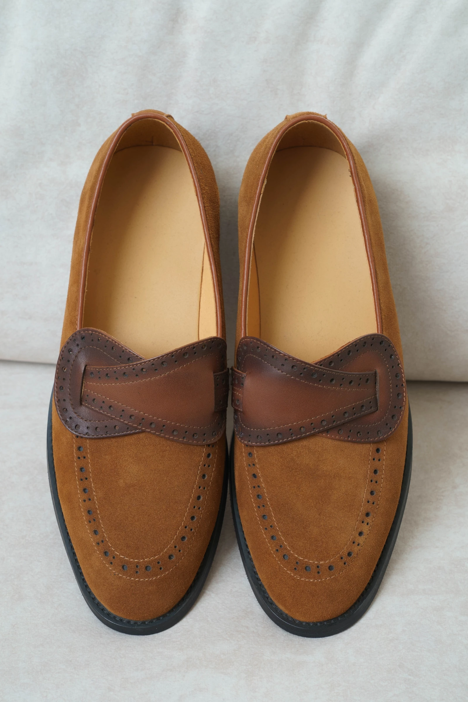 Giày Loafer da lộn